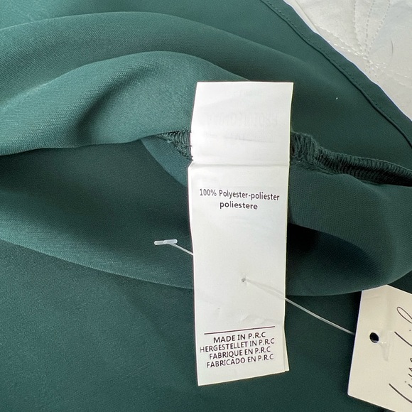 Cupshe Dark Green Long sleeved Blouse - M - NWT - Picture 6 of 8